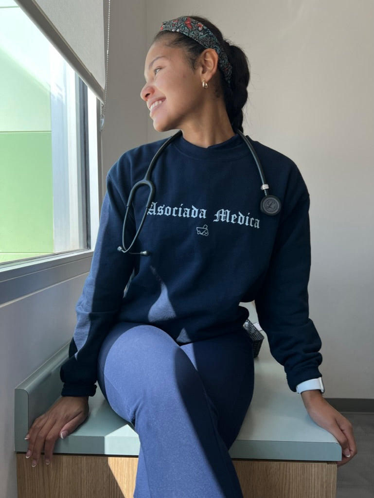 Asociada Medica Crewneck